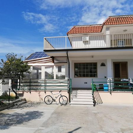 Monolocale Tirreno Studio Seafront Formia Exterior photo